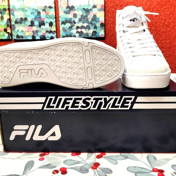 FILA Madina Gardenia & Turtledove Shoes Woman fila Size 8, NEW - Picture 9 of 9